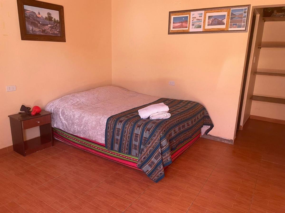 Hostal El Amigo Lucho Сан Педро де Атакама Екстериор снимка